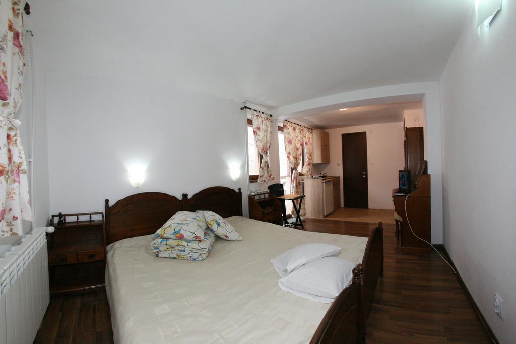 La Buni Busteni Room photo